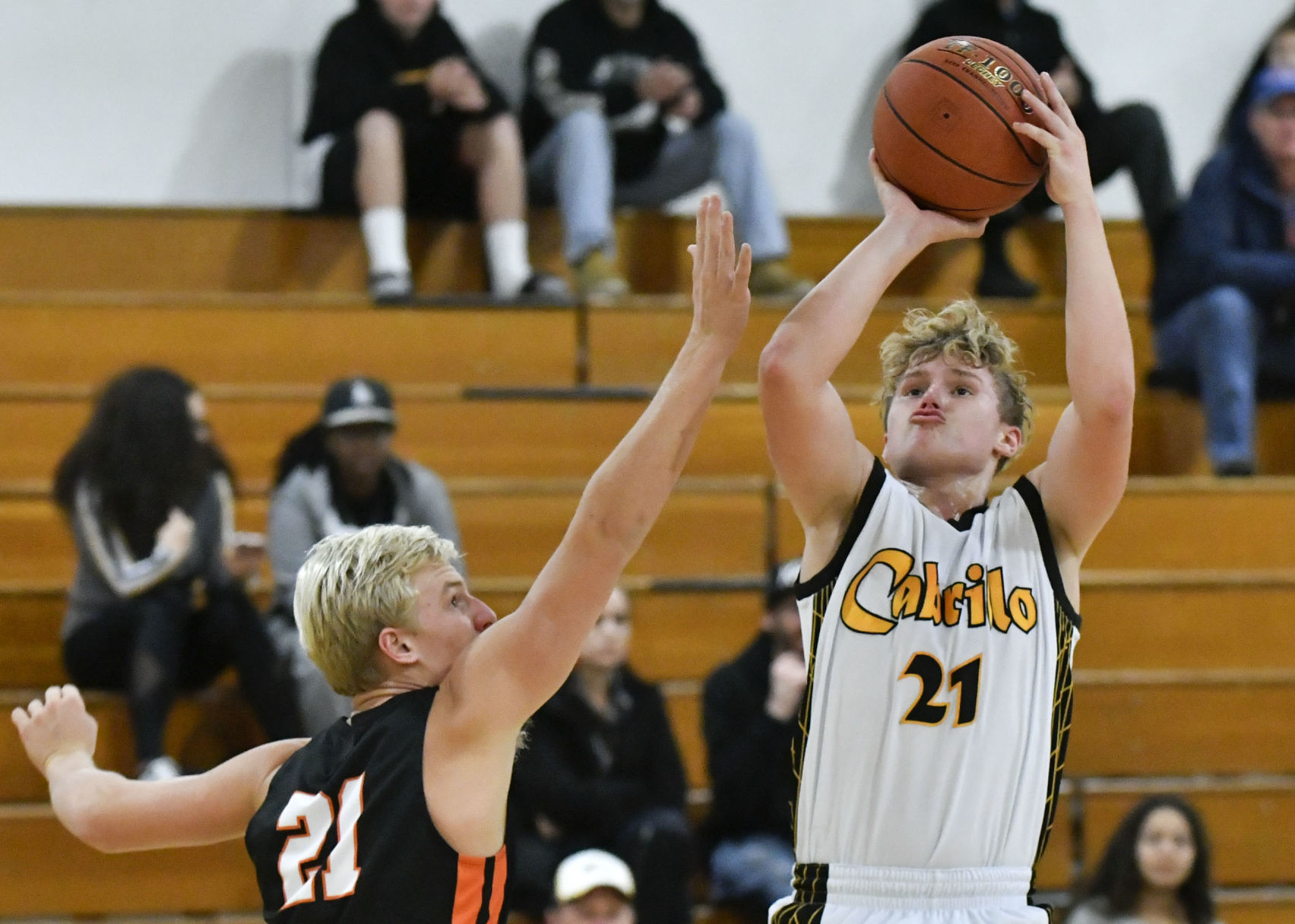 121818 SY CHS boys basketball 02.jpg